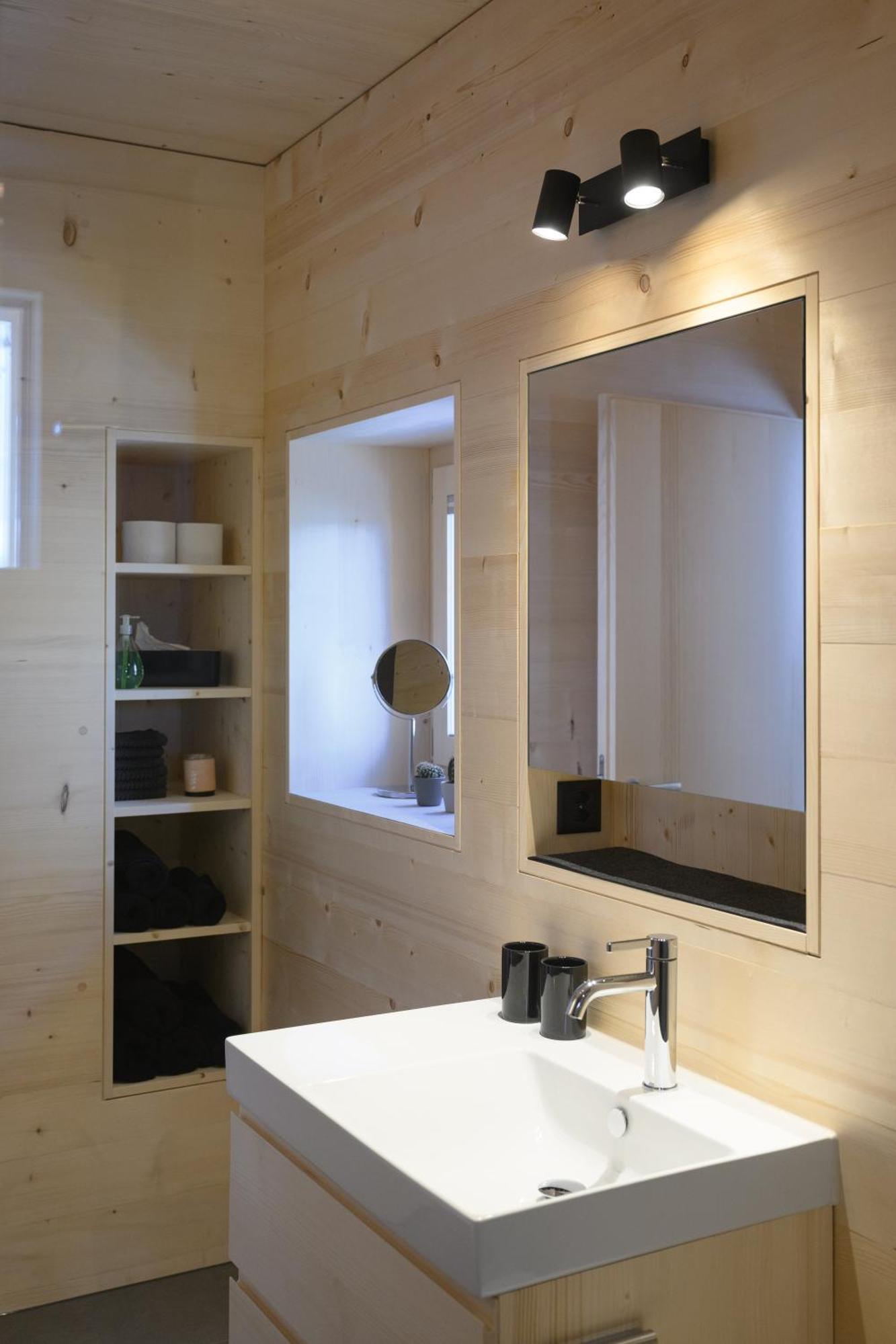 Mondholz Ferienwohnung أندرمات المظهر الخارجي الصورة